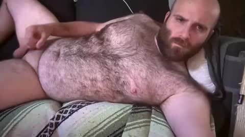 Snapshot of hairiestbear chatting on 8, 7, 2026 Hairiest Bear online show from 8, 7, 2026