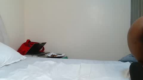 Snapshot of hairy_squiter chatting on 1, 11, 2025 Zaraha online show from 1, 11, 2025