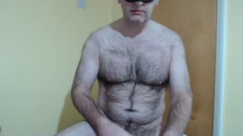 Snapshot of hairyape1 chatting on 30, 11, 2025 Hairy male online show from 30, 11, 2025