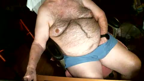 Snapshot of hairybear813 chatting on 24, 3, 2026 hairybear813 online show from 24, 3, 2026