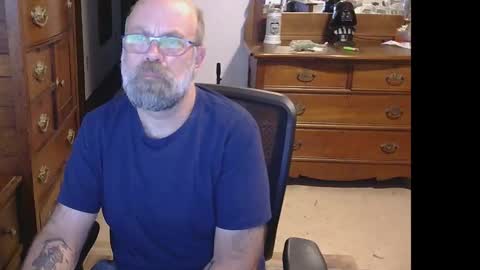 Snapshot of hairydaddybear69 chatting on 23, 9, 2025 HairyDaddyBear69 online show from 23, 9, 2025