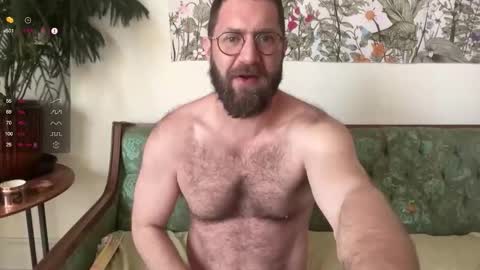 Snapshot of hairyfitguy444 chatting on 17, 3, 2026 Harry Fit Big Bro Dad Sir online show from 17, 3, 2026
