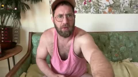 Snapshot of hairyfitguy444 chatting on 13, 5, 2026 Harry Fit Big Bro Dad Sir online show from 13, 5, 2026