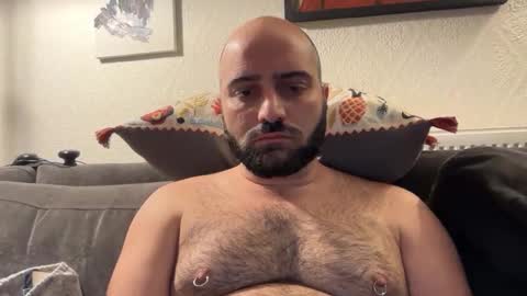 Hairy Guy online show from 11, 11, 2025