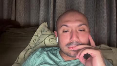 Snapshot of hairyman30000 chatting on 18, 12, 2025 hairyman30000 online show from 18, 12, 2025