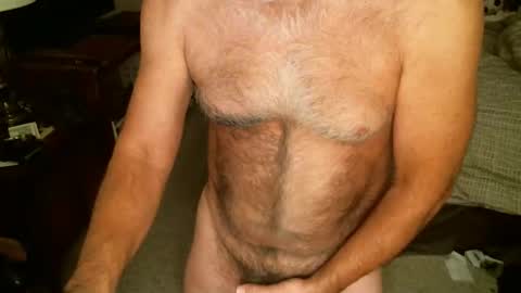 Snapshot of hairypecsguy chatting on 14, 4, 2026 Hairy pecs online show from 14, 4, 2026