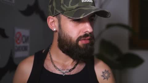 Snapshot of hairyrobxxx chatting on 6, 11, 2025 HairyRobXxX online show from 6, 11, 2025