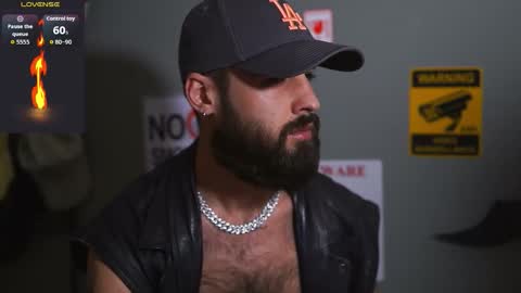 Snapshot of hairyrobxxx chatting on 21, 11, 2025 HairyRobXxX online show from 21, 11, 2025