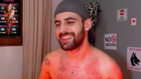 Snapshot of hairyrobxxx chatting on 10, 1, 2026 HairyRobXxX online show from 10, 1, 2026