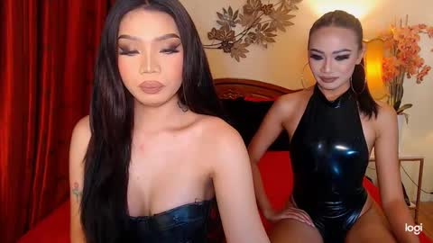 YOUR SIDECHIC HAILEY online show from 4, 2, 2026