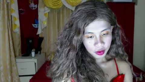 haku020485 online show from 11, 11, 2025