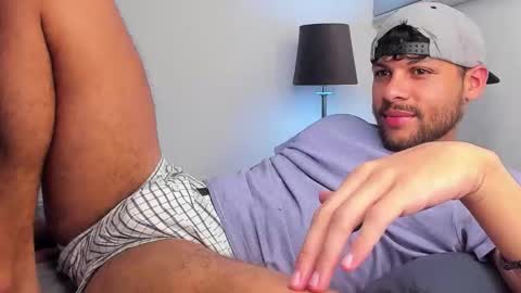 Independent       model  online show from 9, 4, 2026