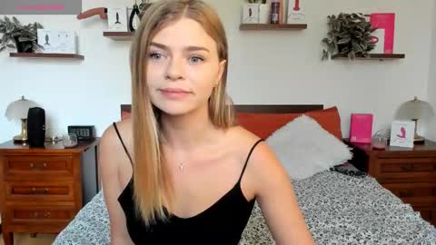 Snapshot of haleyreedme chatting on 26, 10, 2025 Haley online show from 26, 10, 2025