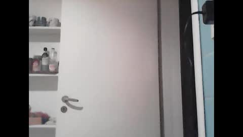 Snapshot of halfblood18 chatting on 8, 1, 2025 halfblood18 online show from 8, 1, 2025