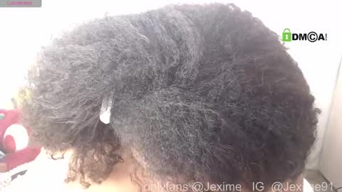 HALLE online show from 10, 3, 2025