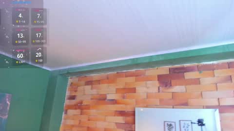 Halley Lorens online show from 12, 9, 2025