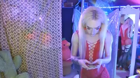 Snapshot of halovalentine chatting on 8, 3, 2025 halovalentine online show from 8, 3, 2025