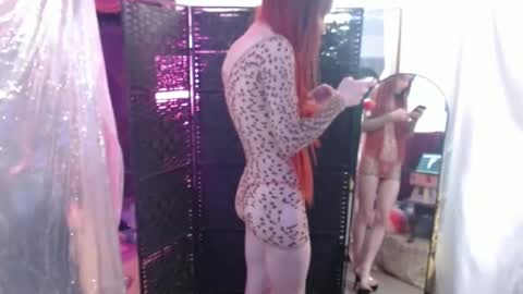 Snapshot of halovalentine chatting on 2, 11, 2025 halovalentine online show from 2, 11, 2025