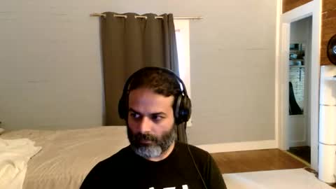 Snapshot of halycon2147818 chatting on 10, 6, 2026 halycon2147818 online show from 10, 6, 2026