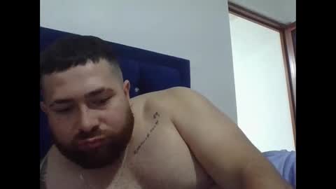 Snapshot of hammerwhithe01 chatting on 16, 12, 2025 hammerwhithe01 online show from 16, 12, 2025