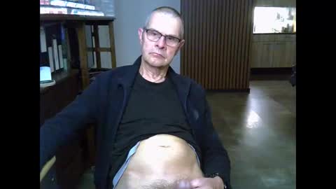 Snapshot of hamto65 chatting on 2, 4, 2026 Prefer men 80 online show from 2, 4, 2026