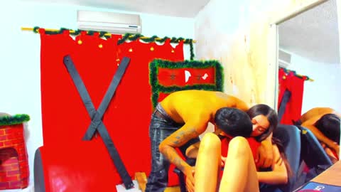 Snapshot of hana_and_zeta chatting on 23, 1, 2025 Hana and Zeta online show from 23, 1, 2025