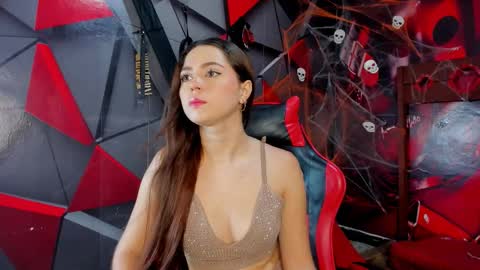 Snapshot of hana_and_zeta chatting on 2, 11, 2025 Hana and Zeta online show from 2, 11, 2025