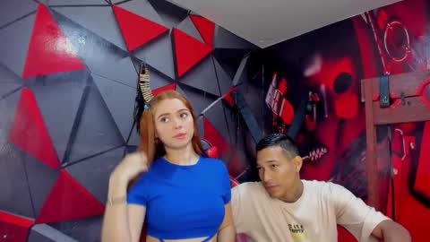 Snapshot of hana_and_zeta chatting on 16, 11, 2025 Hana and Zeta online show from 16, 11, 2025