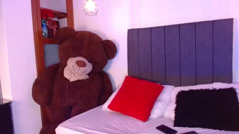 Snapshot of hana_ming chatting on 1, 12, 2025 hana_ming online show from 1, 12, 2025