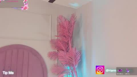 hanaahquinn online show from 16, 4, 2026