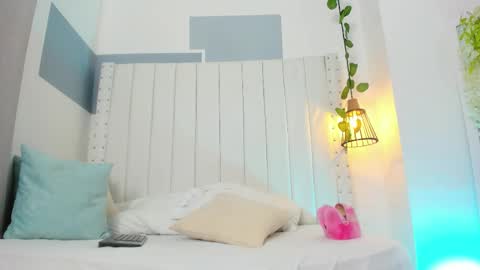 Snapshot of hanah_gray chatting on 2, 10, 2025 hanah_gray online show from 2, 10, 2025