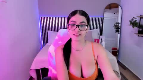 HANAH  online show from 24, 6, 2026