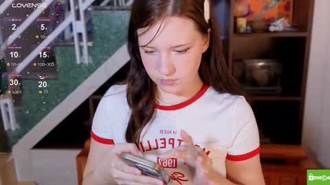 hanahwoods online show from 7, 3, 2026