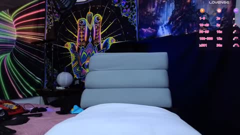 handsoman1 online show from 11, 1, 2025