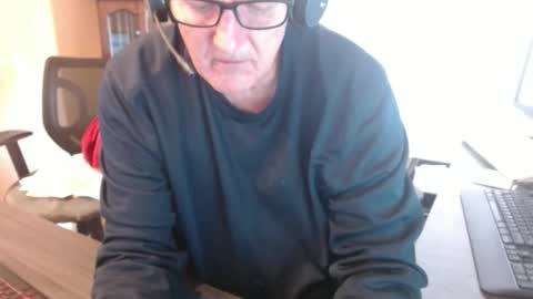 handsome_guy4u online show from 1, 4, 2026