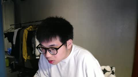 handsome_mannn online show from 11, 2, 2025