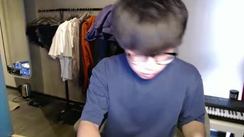 handsome_mannn online show from 9, 1, 2026