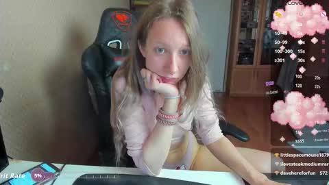 Snapshot of handsome_whale chatting on 1, 10, 2025 Mila online show from 1, 10, 2025