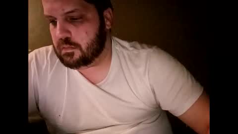 Snapshot of handsomedaddy198924 chatting on 7, 2, 2026 Handsomedaddy198923 online show from 7, 2, 2026