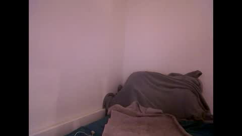 Snapshot of handsomepenis20cm chatting on 5, 10, 2025 handsomepenis20cm online show from 5, 10, 2025