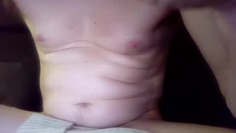 Snapshot of handsumload_11 chatting on 28, 12, 2024 handsumload_11 online show from 28, 12, 2024