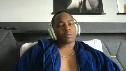 Snapshot of handyfranklin chatting on 20, 7, 2026 Chocolate Exhibitionist online show from 20, 7, 2026