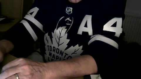 Snapshot of handz2 chatting on 9, 1, 2025 handz2 online show from 9, 1, 2025