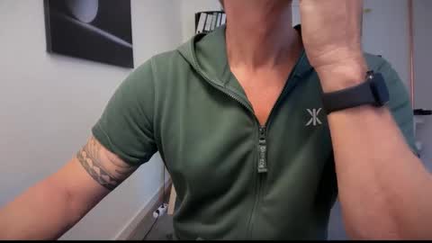 Snapshot of hankmoody6 chatting on 17, 10, 2025 hanky online show from 17, 10, 2025