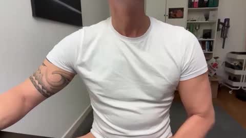 Snapshot of hankmoody6 chatting on 6, 11, 2025 hanky online show from 6, 11, 2025