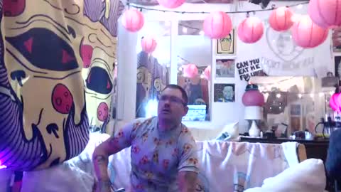 Snapshot of hankrams chatting on 5, 8, 2026 hank rams online show from 5, 8, 2026