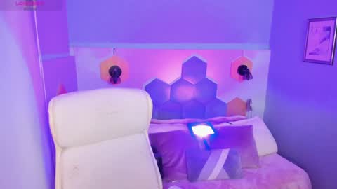 hanna  online show from 12, 12, 2024