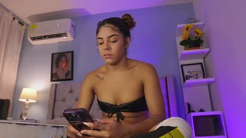 Snapshot of hanna_chris chatting on 15, 1, 2025 HANNA online show from 15, 1, 2025