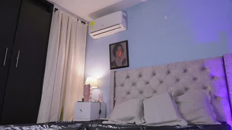 Snapshot of hanna_chris chatting on 30, 1, 2025 HANNA online show from 30, 1, 2025