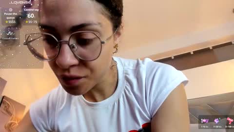 Snapshot of hanna_corne chatting on 10, 10, 2025 HANNA online show from 10, 10, 2025